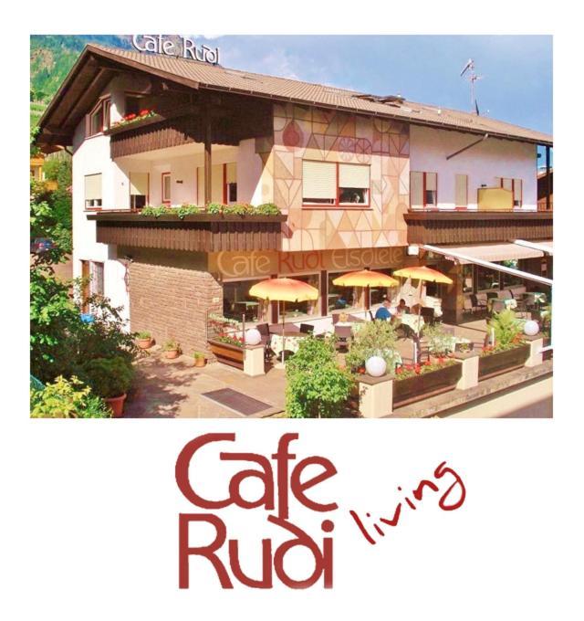 Cafe Rudi Living Bed & Breakfast Parcines Luaran gambar